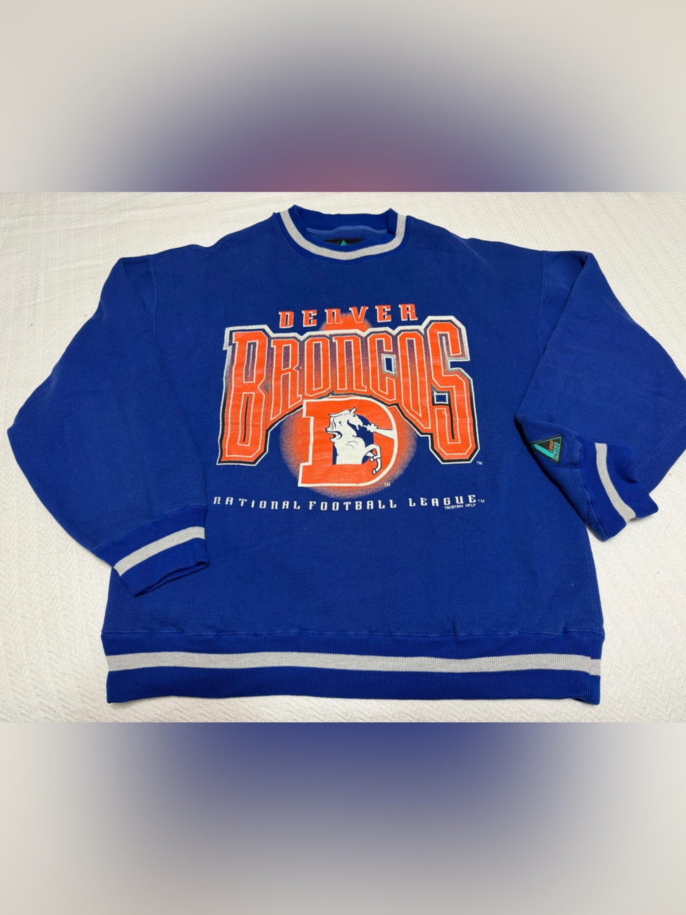 Vintage 90s Denver Broncos Logo Athletic Crewneck Sweatshirt Pullover LARGE 🔥